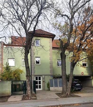 Einzigartiges Apartment Inkl. Gratis Parkplatz Vídeň Exteriér fotografie